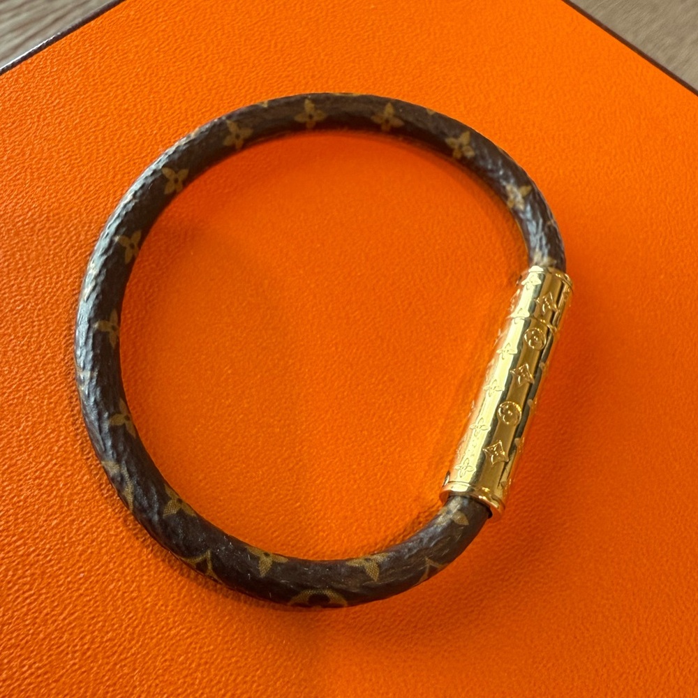 LV Confidential Bracelet - never worn